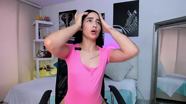 mialiore online show from January 15, 2026, 12:52 pm