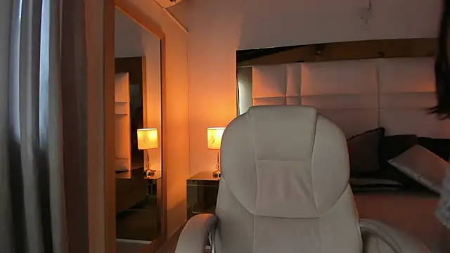 Snapshot of Zoei_Moon chatting on January 31, 2026, 7:12 pm Zoei Moon online show from January 31, 2026, 7:12 pm