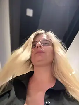 Betsy online show from February 16, 2025, 2:54 pm