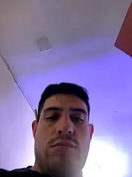 Snapshot of williamsmiiths16 chatting on January 5, 2026, 5:27 pm williamsmiiths16 online show from January 5, 2026, 5:27 pm