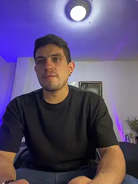 Snapshot of williamsmiiths16 chatting on December 19, 2025, 3:10 am williamsmiiths16 online show from December 19, 2025, 3:10 am