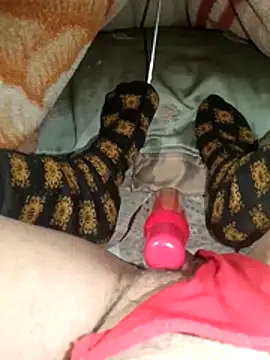 Snapshot of Almas-arabic chatting on February 15, 2026, 11:36 pm Almas-arabic online show from February 15, 2026, 11:36 pm