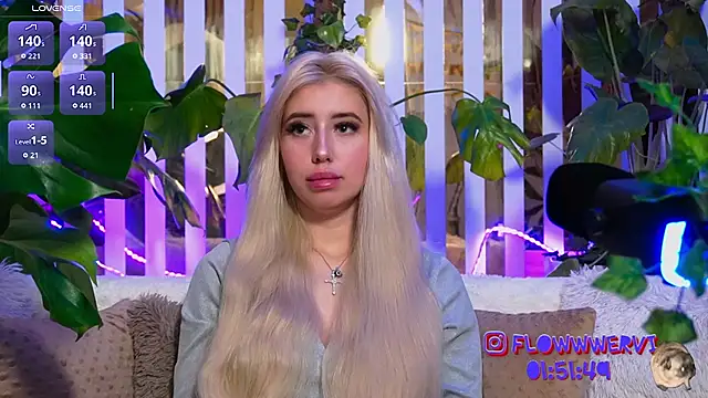 Snapshot of FlowweerGirl chatting on February 16, 2026, 5:11 pm FlowweerGirl online show from February 16, 2026, 5:11 pm