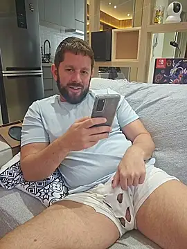 Snapshot of RipMyUnderwear chatting on June 8, 2026, 2:06 pm RipMyUnderwear online show from June 8, 2026, 2:06 pm