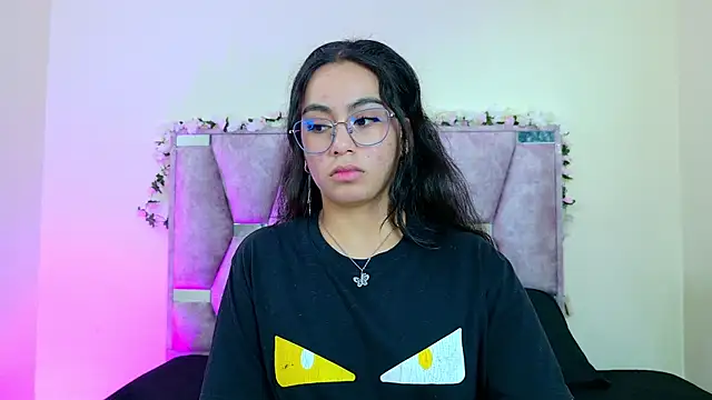 iris and damian online show from April 19, 2026, 6:10 pm