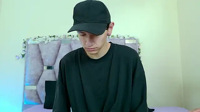 iris and damian online show from February 11, 2026, 5:24 pm