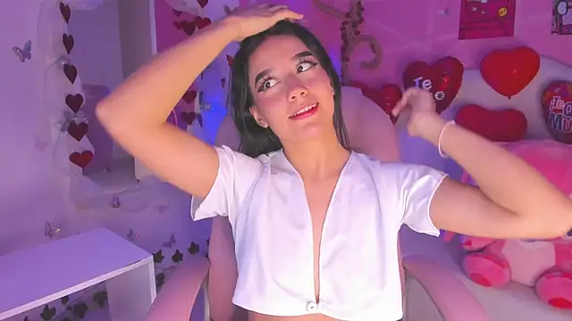 isabella castillo  online show from February 20, 2026, 8:22 pm