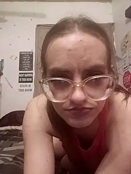 snowbird1117 online show from February 7, 2026, 11:40 am