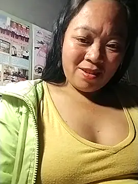 Snapshot of AlilaK2 chatting on December 20, 2025, 2:53 pm AlilaK2 online show from December 20, 2025, 2:53 pm