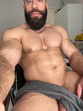 stylesexy online show from April 13, 2026, 10:52 am