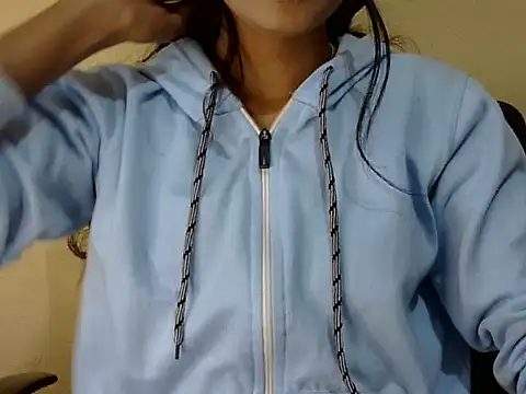 Snapshot of Shab_M chatting on February 18, 2026, 8:33 am Shab M online show from February 18, 2026, 8:33 am