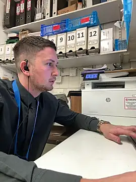 Snapshot of dirtyanal23 chatting on February 3, 2026, 12:10 am dirtyanal23 online show from February 3, 2026, 12:10 am