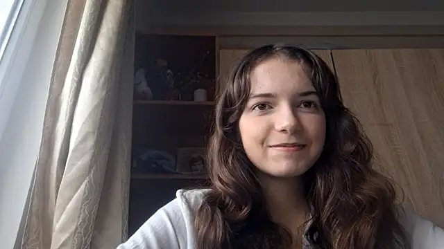 Snapshot of KellyKelik chatting on January 7, 2026, 8:08 am KellyKelik online show from January 7, 2026, 8:08 am