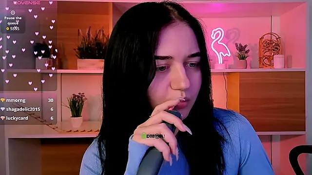 diara ti online show from December 14, 2025, 9:59 am