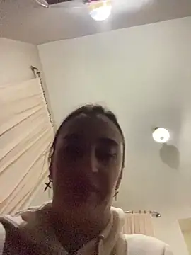 Anastasia Green  online show from December 17, 2025, 6:35 pm