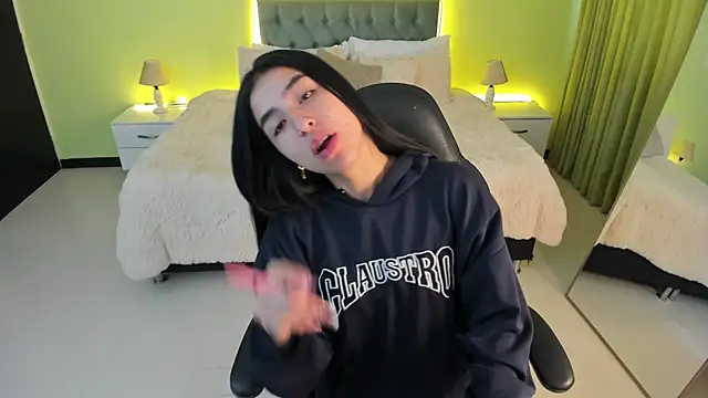 Celeste Rous   online show from January 9, 2026, 12:34 pm