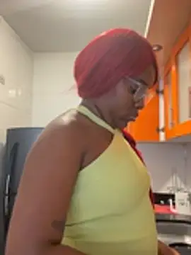 nathaly evans  online show from July 28, 2026, 7:39 pm