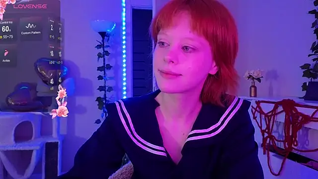 Lace Thrill online show from May 20, 2026, 4:31 am