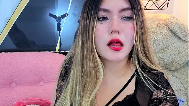 VioletaSweett1 online show from July 26, 2026, 4:25 pm