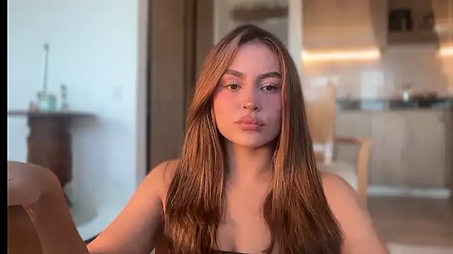 miaferrer777 online show from March 14, 2026, 10:27 pm