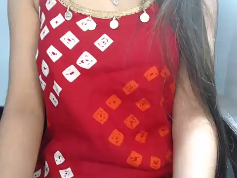 Snapshot of KhubsuratHaasina chatting on February 24, 2026, 6:53 pm KhubsuratHaasina online show from February 24, 2026, 6:53 pm