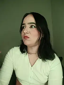 Snapshot of tiffanybrowm chatting on February 25, 2026, 2:23 am tiffanybrowm online show from February 25, 2026, 2:23 am