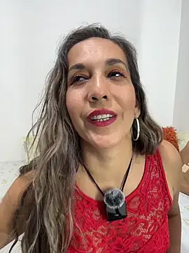 Snapshot of sandrafarrely chatting on April 1, 2026, 2:57 am sandrafarrely online show from April 1, 2026, 2:57 am