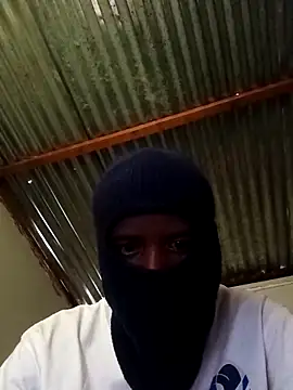 Maintee27 online show from January 15, 2026, 8:29 am