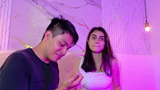 Snapshot of NatyAndAlex chatting on February 19, 2026, 7:44 pm NatyAndAlex online show from February 19, 2026, 7:44 pm