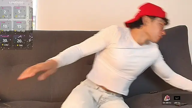 LittleMya  online show from January 12, 2026, 12:23 pm