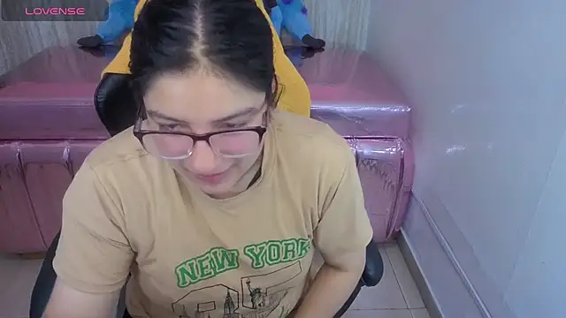 eva smit t online show from March 7, 2026, 2:51 am