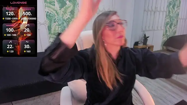 Scarlett 079 online show from April 12, 2026, 11:46 am