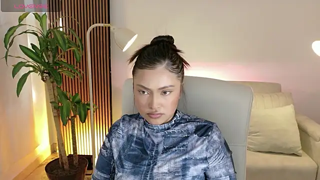 victoria   moon online show from February 27, 2026, 1:44 pm