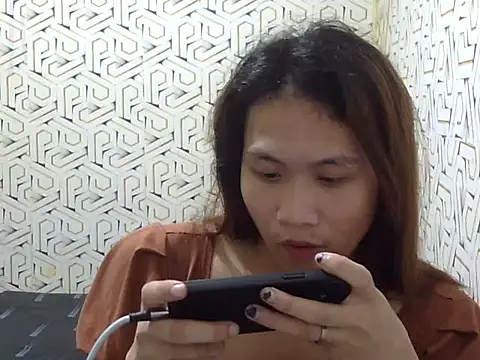 Snapshot of luna_love_bitex chatting on April 30, 2026, 8:57 pm luna love bitex online show from April 30, 2026, 8:57 pm
