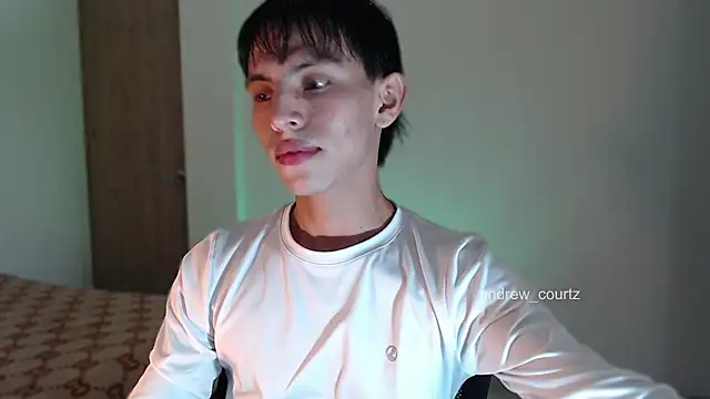 andrew courtzz online show from March 25, 2026, 9:24 pm