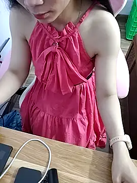  MyNa  online show from December 18, 2025, 1:37 pm