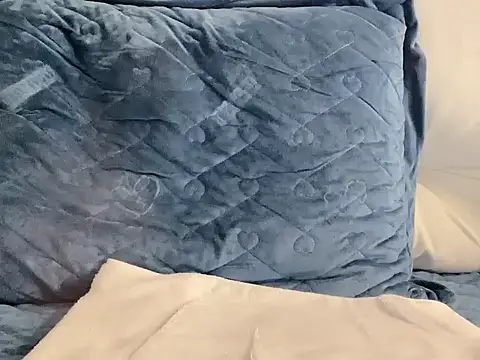 Snapshot of Mimy18 chatting on March 2, 2026, 4:14 pm Mimy18 online show from March 2, 2026, 4:14 pm