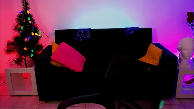 KimPorins online show from December 21, 2025, 8:27 am