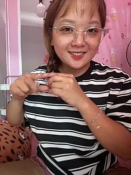 Snapshot of Samsam-006 chatting on May 27, 2026, 2:52 am Samsam-006 online show from May 27, 2026, 2:52 am