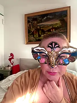  DaLiDa  online show from December 23, 2025, 7:51 am