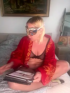  DaLiDa  online show from January 12, 2026, 3:41 pm