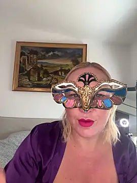  DaLiDa  online show from December 14, 2025, 11:05 am