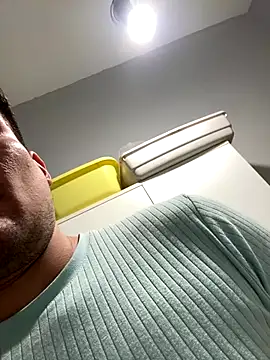 Snapshot of CharlyAlfa22 chatting on December 21, 2025, 9:37 pm CharlyAlfa22 online show from December 21, 2025, 9:37 pm