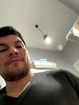 Snapshot of CharlyAlfa22 chatting on January 9, 2026, 4:25 pm CharlyAlfa22 online show from January 9, 2026, 4:25 pm