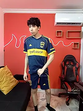 Snapshot of Neo_Twink chatting on January 18, 2026, 4:32 pm Neo Twink online show from January 18, 2026, 4:32 pm