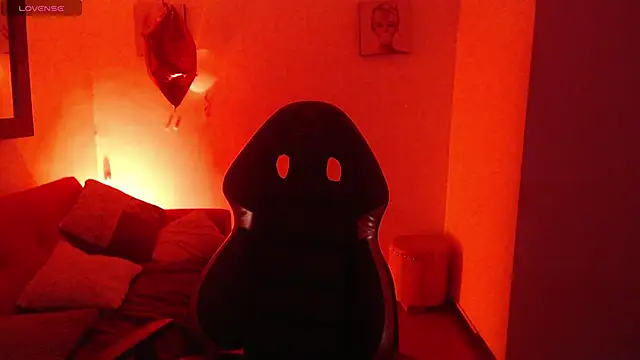 Sara valderrama  online show from March 15, 2026, 12:45 pm