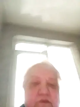 Snapshot of HapinessLovee chatting on February 8, 2026, 7:50 am HapinessLovee online show from February 8, 2026, 7:50 am