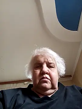 HapinessLovee online show from April 8, 2026, 12:39 pm