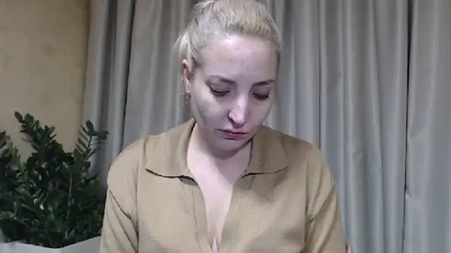 sweetpussy online show from November 20, 2025, 5:57 pm