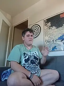 Snapshot of damslebambou chatting on July 2, 2026, 1:17 pm damslebambou online show from July 2, 2026, 1:17 pm